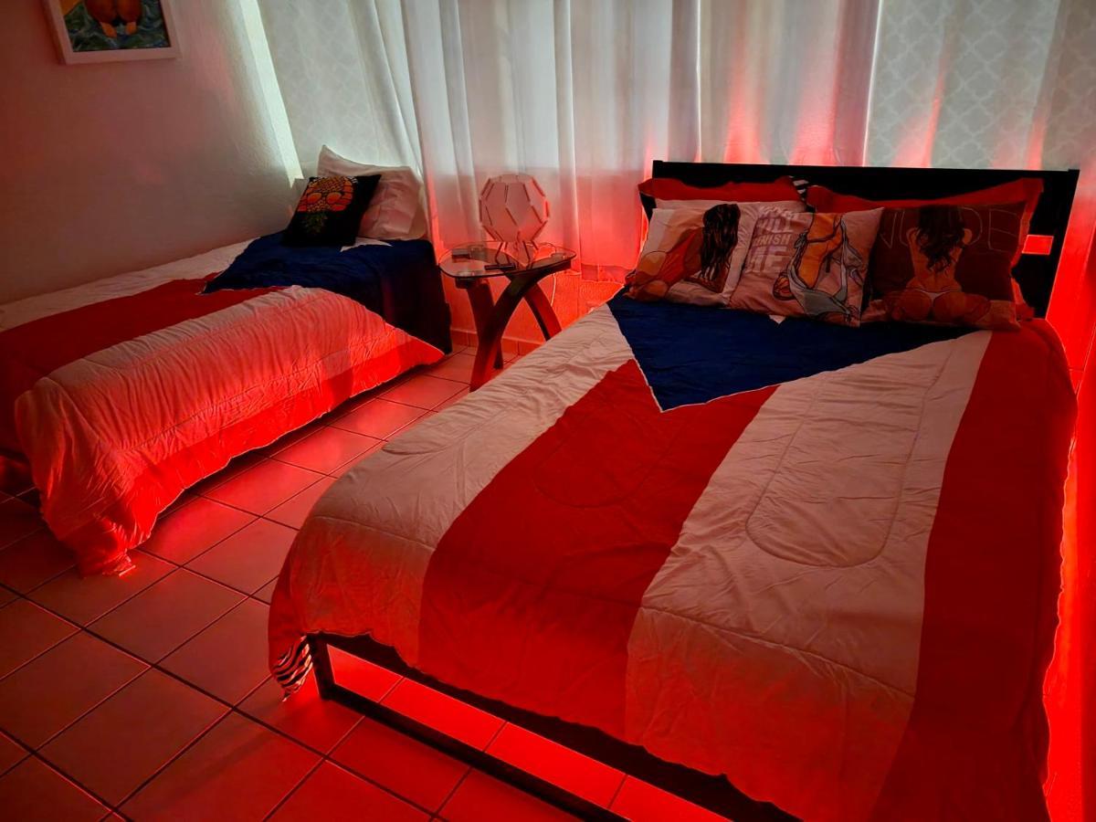 Condado Beachfront Tantra Apartment ซานฮวน ภายนอก รูปภาพ