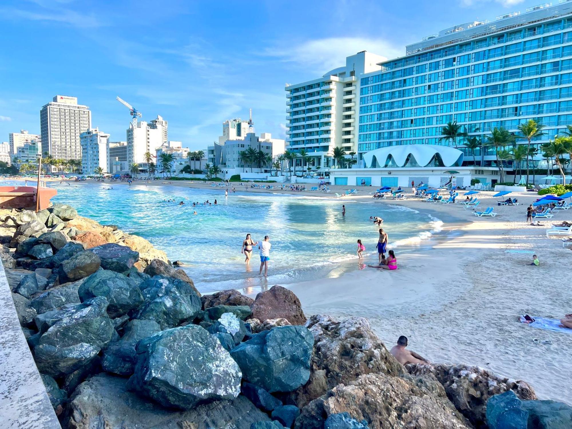 Condado Beachfront Tantra Apartment ซานฮวน ภายนอก รูปภาพ