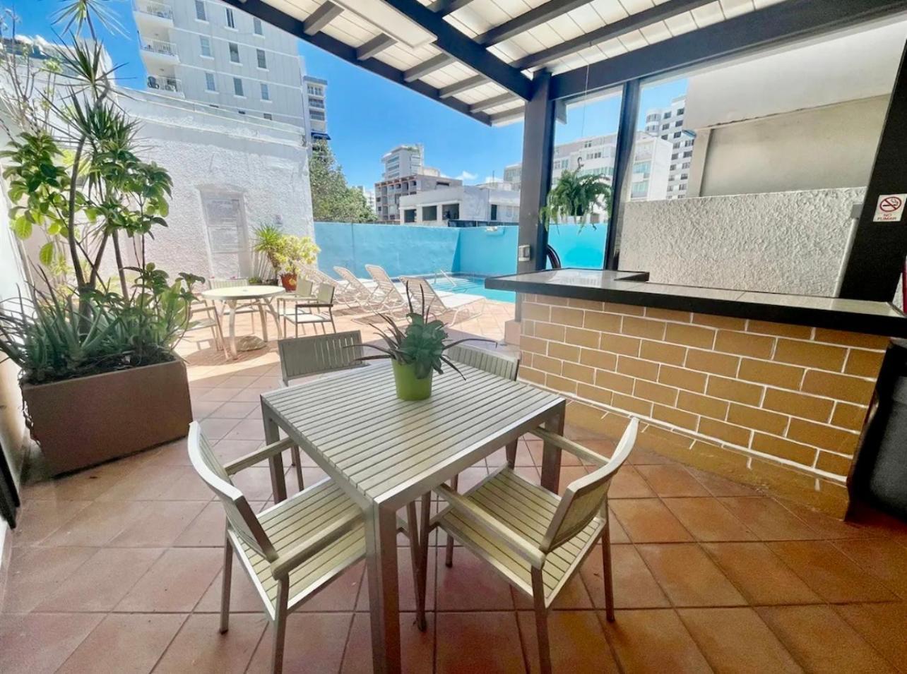 Condado Beachfront Tantra Apartment ซานฮวน ภายนอก รูปภาพ